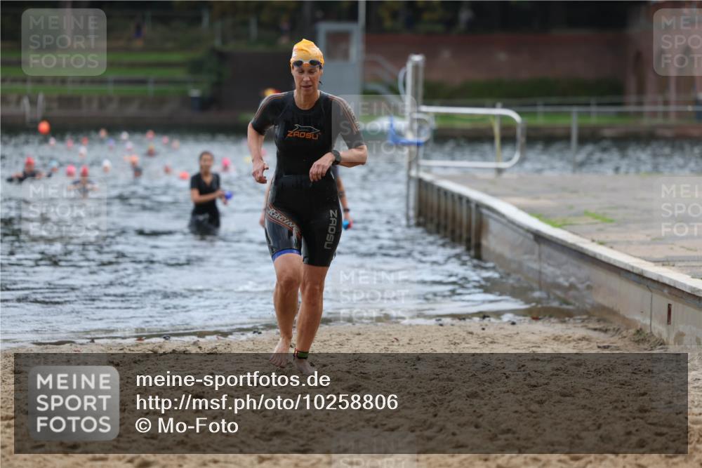 13.09.2026 - Stadtparktriathlon Mo-Foto http://msf.ph/oto/10258806 13.09.2026 11:14:25 Schwimmen 787, 815, 824 meine-sportfotos.de