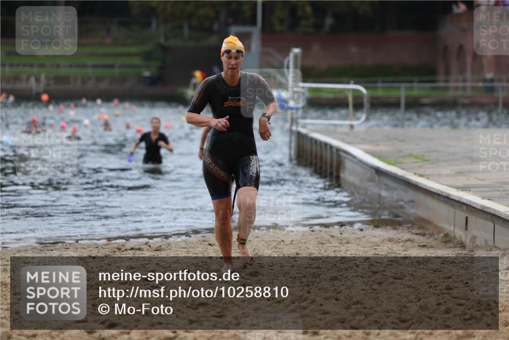 13.09.2026 - Stadtparktriathlon Mo-Foto http://msf.ph/oto/10258810 13.09.2026 11:14:25 Schwimmen 787, 815, 824 meine-sportfotos.de