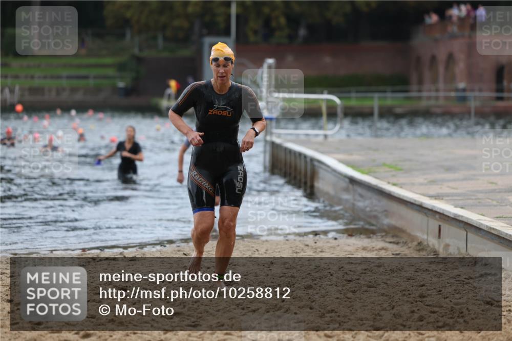 13.09.2026 - Stadtparktriathlon Mo-Foto http://msf.ph/oto/10258812 13.09.2026 11:14:26 Schwimmen 787, 815, 824 meine-sportfotos.de