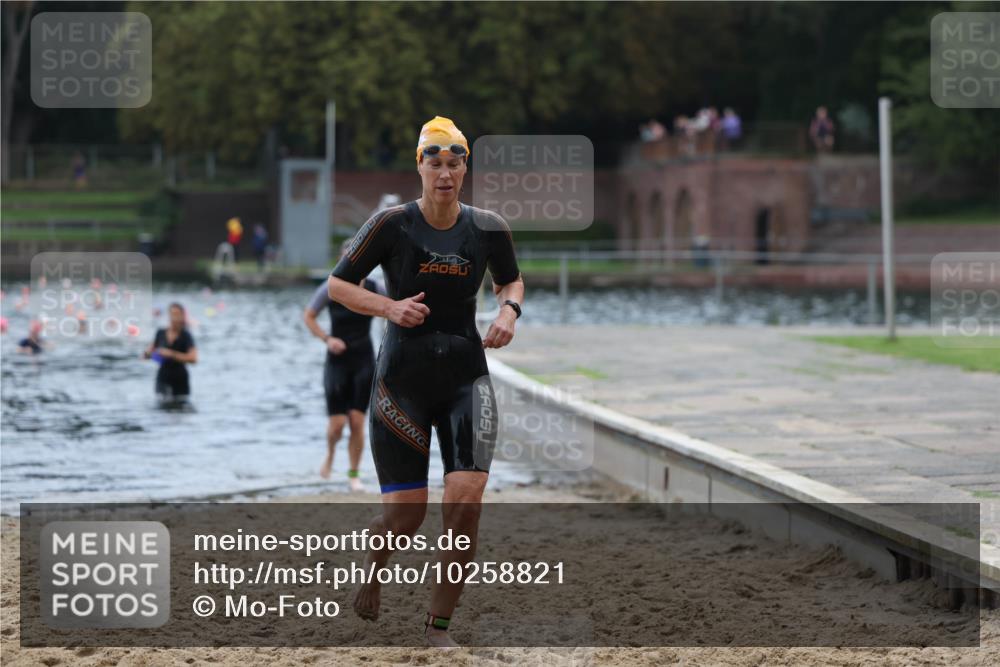 13.09.2026 - Stadtparktriathlon Mo-Foto http://msf.ph/oto/10258821 13.09.2026 11:14:27 Schwimmen 787, 815, 824 meine-sportfotos.de