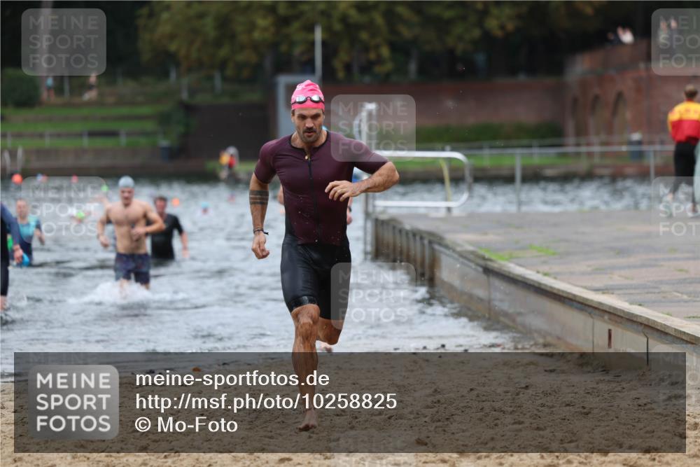 13.09.2026 - Stadtparktriathlon Mo-Foto http://msf.ph/oto/10258825 13.09.2026 11:54:45 Schwimmen 959, 983, 1016, 1021, 1068 meine-sportfotos.de