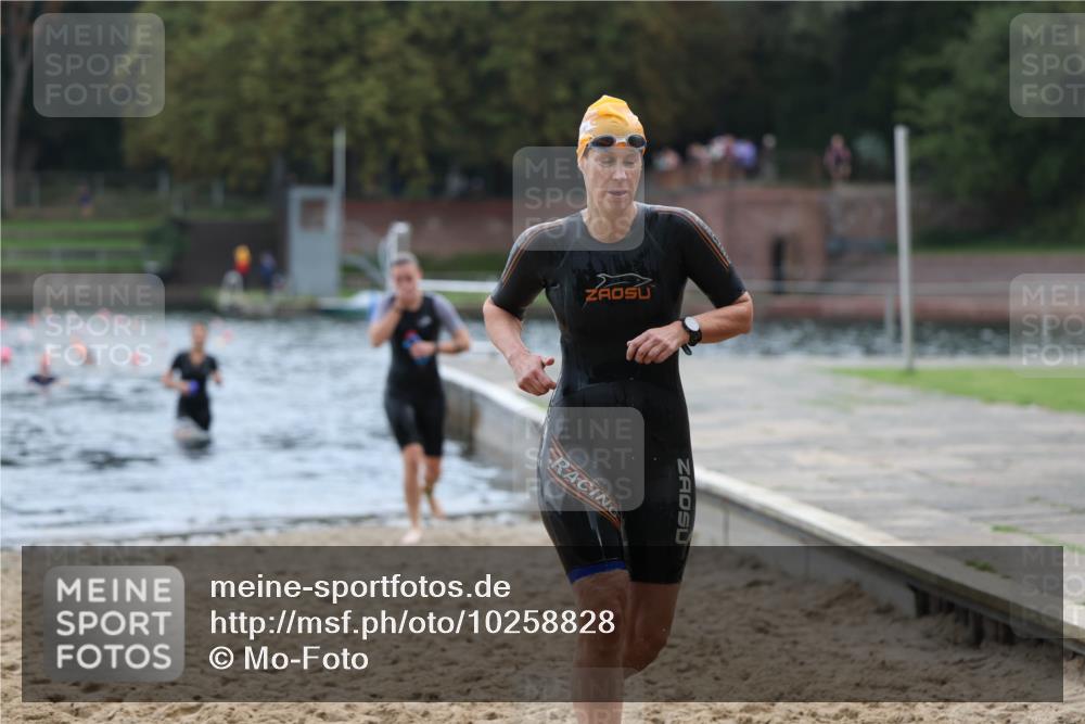 13.09.2026 - Stadtparktriathlon Mo-Foto http://msf.ph/oto/10258828 13.09.2026 11:14:28 Schwimmen 787, 815, 824 meine-sportfotos.de