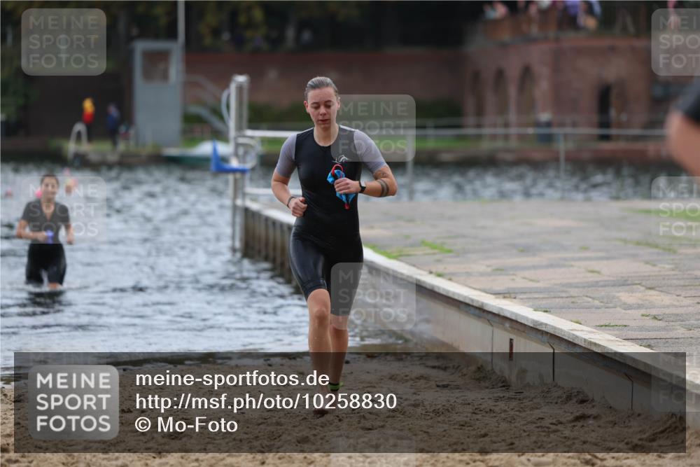 13.09.2026 - Stadtparktriathlon Mo-Foto http://msf.ph/oto/10258830 13.09.2026 11:14:29 Schwimmen 787, 815, 824 meine-sportfotos.de