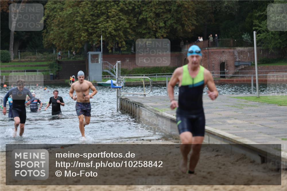 13.09.2026 - Stadtparktriathlon Mo-Foto http://msf.ph/oto/10258842 13.09.2026 11:54:48 Schwimmen 959, 983, 1016, 1021, 1022, 1068 meine-sportfotos.de