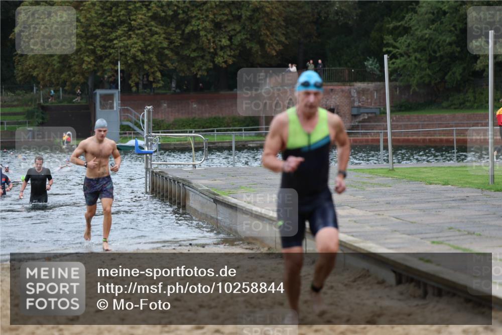 13.09.2026 - Stadtparktriathlon Mo-Foto http://msf.ph/oto/10258844 13.09.2026 11:54:48 Schwimmen 959, 983, 1016, 1021, 1022, 1068 meine-sportfotos.de