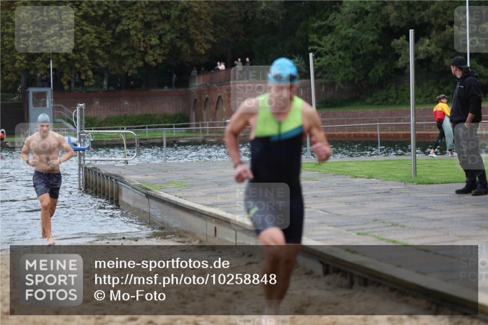 13.09.2026 - Stadtparktriathlon Mo-Foto http://msf.ph/oto/10258848 13.09.2026 11:54:49 Schwimmen 959, 983, 1016, 1021, 1022, 1068 meine-sportfotos.de