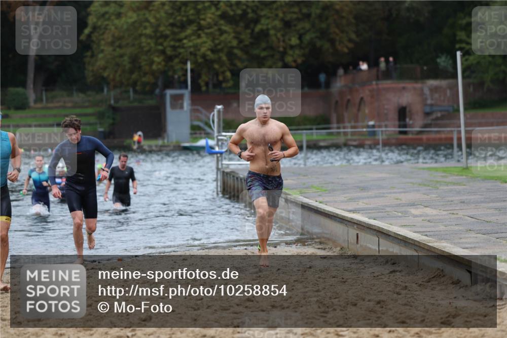 13.09.2026 - Stadtparktriathlon Mo-Foto http://msf.ph/oto/10258854 13.09.2026 11:54:50 Schwimmen 949, 959, 983, 1016, 1022, 1068 meine-sportfotos.de