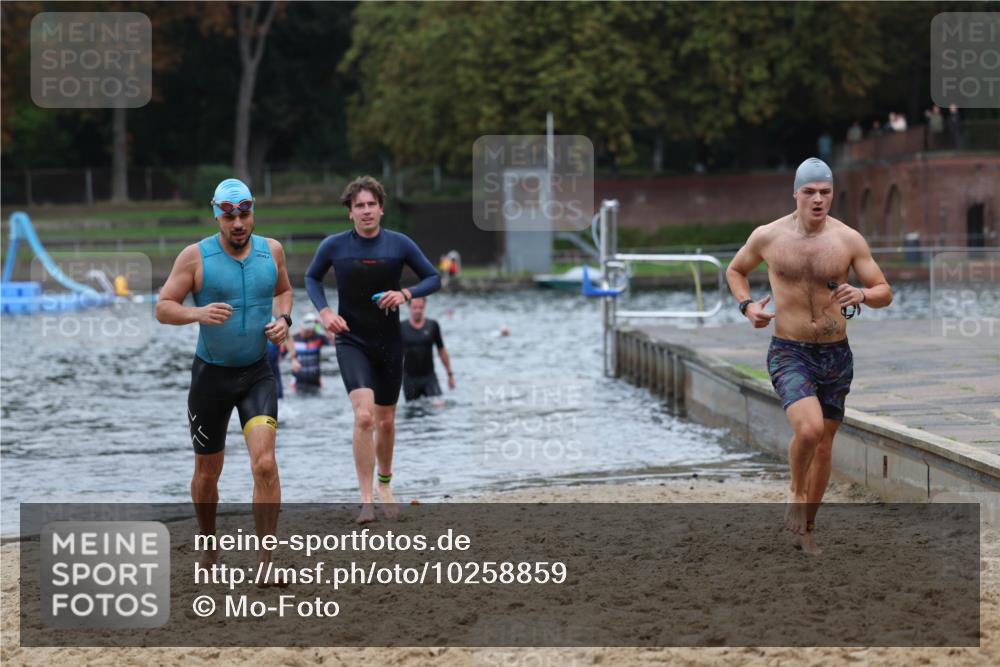 13.09.2026 - Stadtparktriathlon Mo-Foto http://msf.ph/oto/10258859 13.09.2026 11:54:51 Schwimmen 949, 959, 983, 1016, 1022, 1068 meine-sportfotos.de