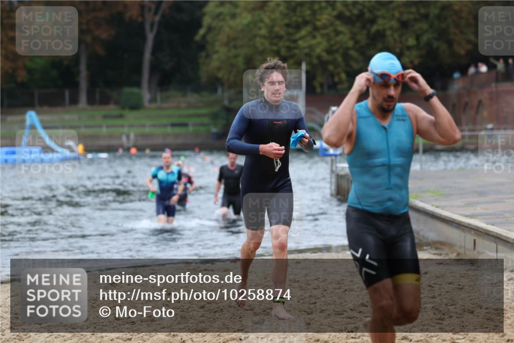 13.09.2026 - Stadtparktriathlon Mo-Foto http://msf.ph/oto/10258874 13.09.2026 11:54:53 Schwimmen 949, 959, 983, 1016, 1022, 1064, 1068 meine-sportfotos.de
