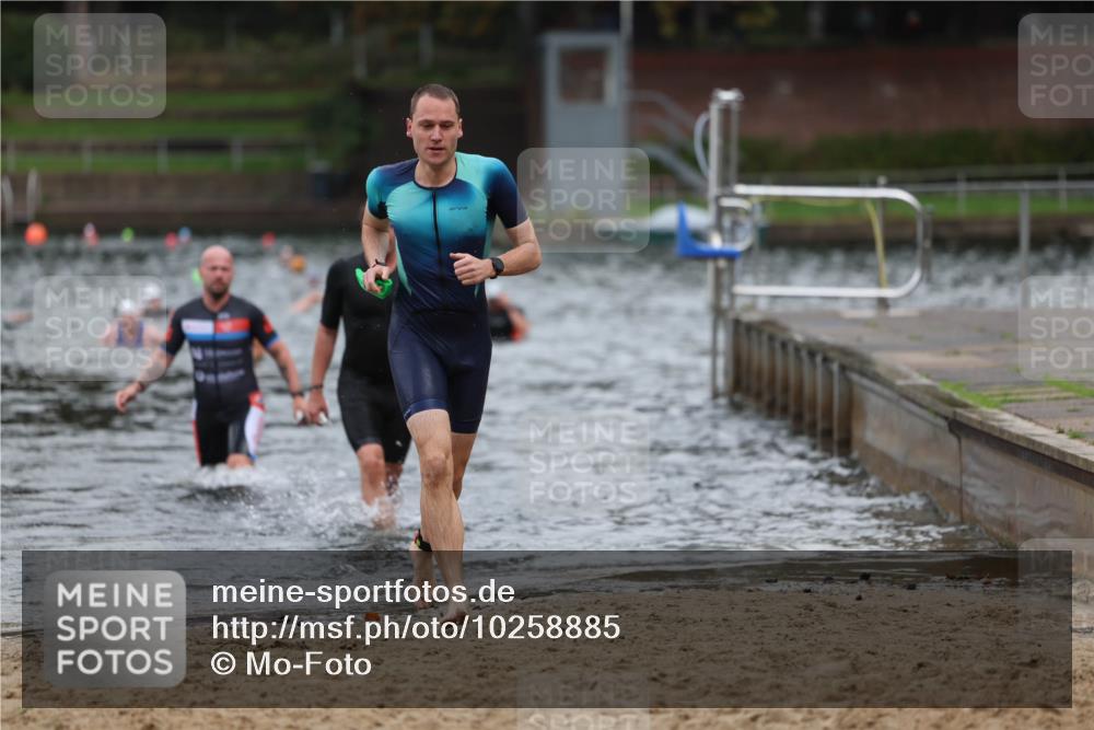 13.09.2026 - Stadtparktriathlon Mo-Foto http://msf.ph/oto/10258885 13.09.2026 11:54:57 Schwimmen 949, 959, 1022, 1064 meine-sportfotos.de