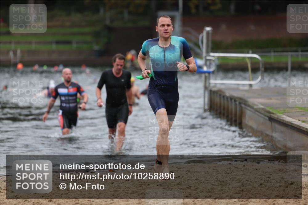 13.09.2026 - Stadtparktriathlon Mo-Foto http://msf.ph/oto/10258890 13.09.2026 11:54:58 Schwimmen 949, 959, 1022, 1064 meine-sportfotos.de