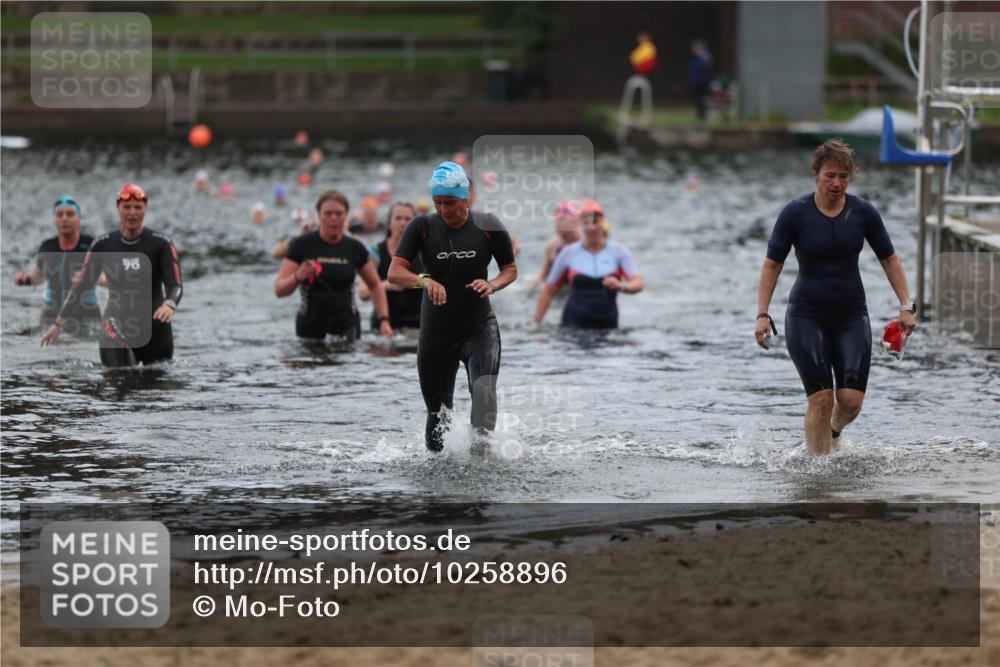 13.09.2026 - Stadtparktriathlon Mo-Foto http://msf.ph/oto/10258896 13.09.2026 11:14:49 Schwimmen 732, 800 meine-sportfotos.de