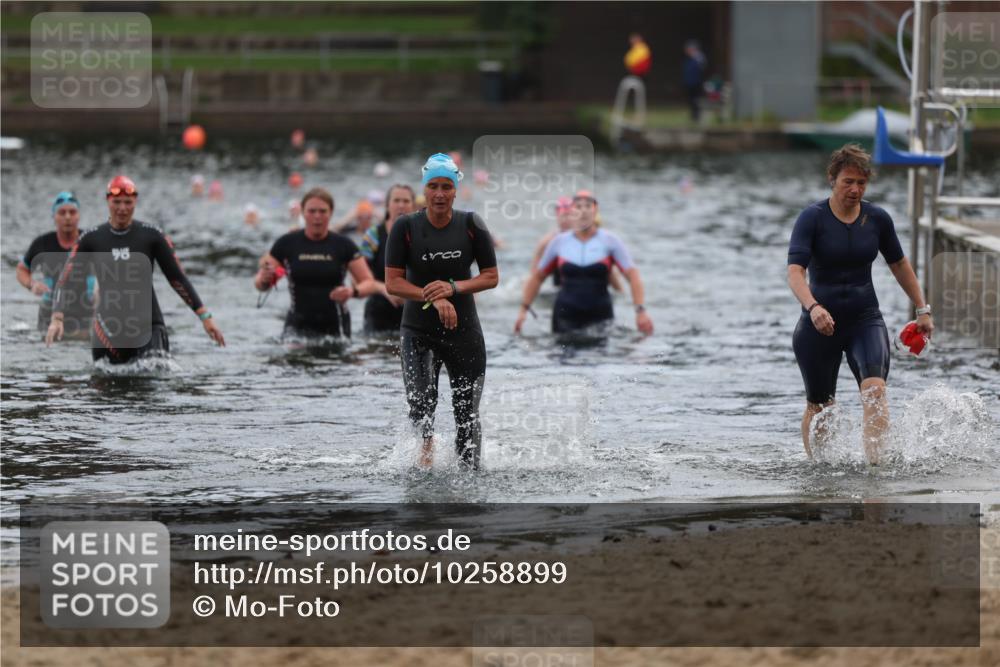 13.09.2026 - Stadtparktriathlon Mo-Foto http://msf.ph/oto/10258899 13.09.2026 11:14:49 Schwimmen 732, 800 meine-sportfotos.de