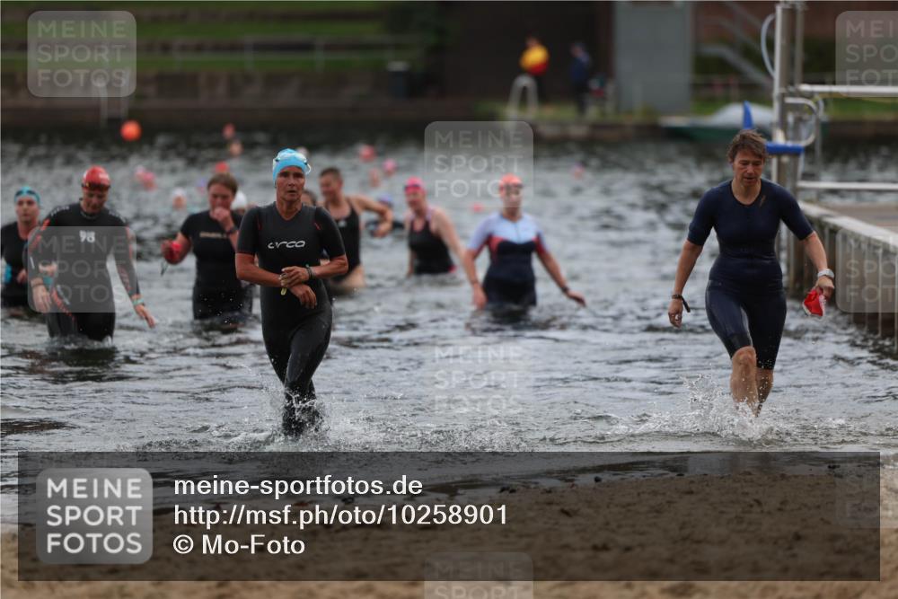 13.09.2026 - Stadtparktriathlon Mo-Foto http://msf.ph/oto/10258901 13.09.2026 11:14:50 Schwimmen 732, 800 meine-sportfotos.de