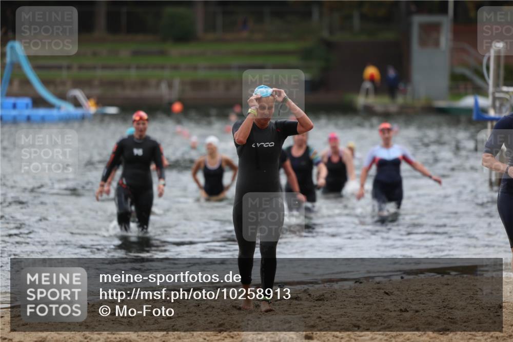 13.09.2026 - Stadtparktriathlon Mo-Foto http://msf.ph/oto/10258913 13.09.2026 11:14:54 Schwimmen 732, 800, 806, 807 meine-sportfotos.de