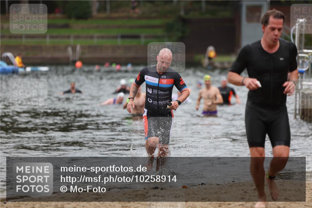 13.09.2026 - Stadtparktriathlon Mo-Foto http://msf.ph/oto/10258914 13.09.2026 11:55:01 Schwimmen 949, 1022, 1064 meine-sportfotos.de