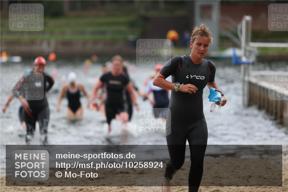 13.09.2026 - Stadtparktriathlon Mo-Foto http://msf.ph/oto/10258924 13.09.2026 11:14:56 Schwimmen 714, 732, 756, 759, 773, 800, 804, 806, 807 meine-sportfotos.de