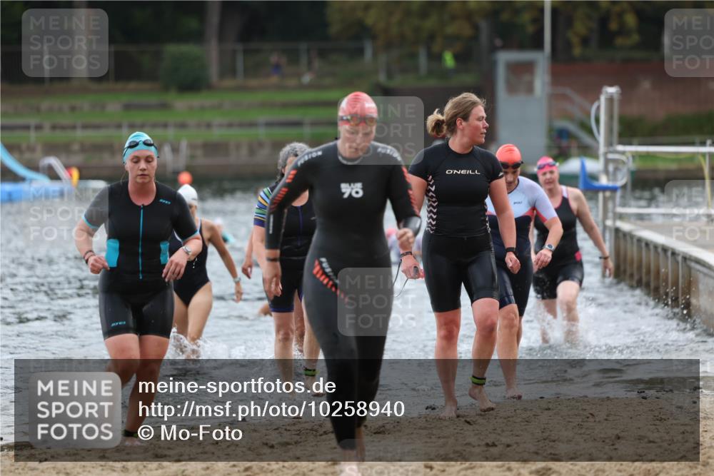 13.09.2026 - Stadtparktriathlon Mo-Foto http://msf.ph/oto/10258940 13.09.2026 11:15:02 Schwimmen 714, 732, 738, 756, 759, 773, 800, 804, 806, 807 meine-sportfotos.de