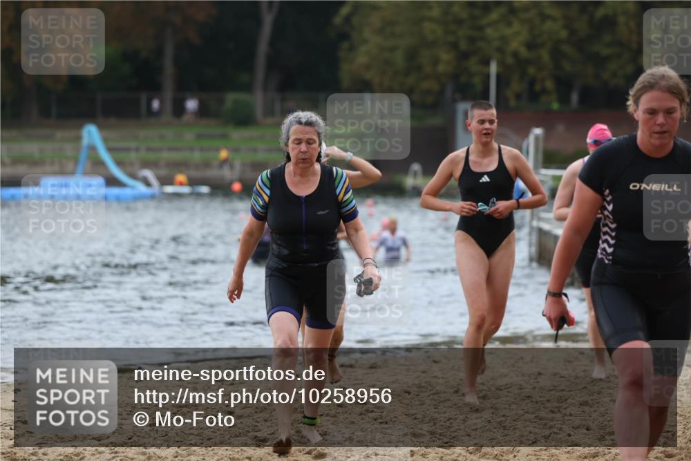 13.09.2026 - Stadtparktriathlon Mo-Foto http://msf.ph/oto/10258956 13.09.2026 11:15:07 Schwimmen 714, 729, 738, 756, 759, 765, 773, 804, 806, 807 meine-sportfotos.de