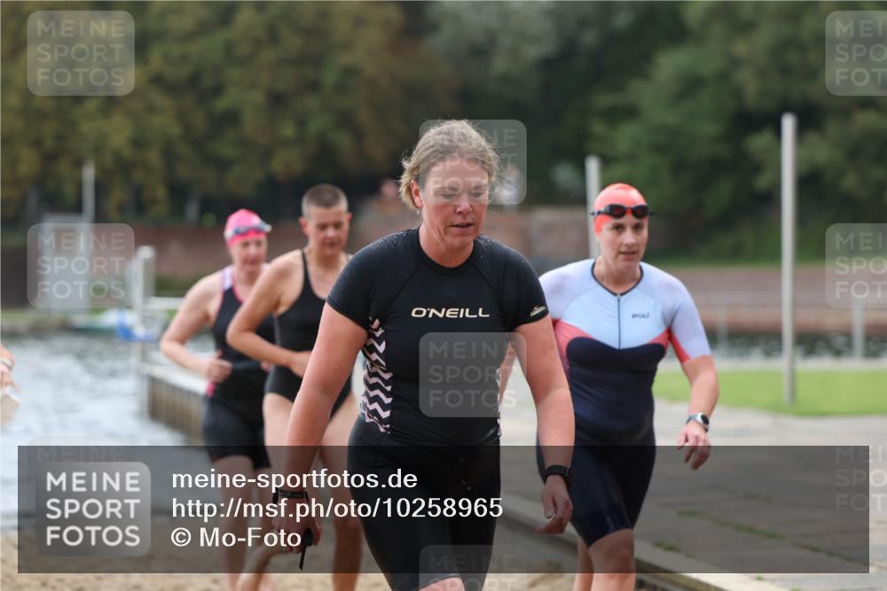 13.09.2026 - Stadtparktriathlon Mo-Foto http://msf.ph/oto/10258965 13.09.2026 11:15:09 Schwimmen 714, 729, 738, 756, 759, 765, 773, 804, 806, 807 meine-sportfotos.de
