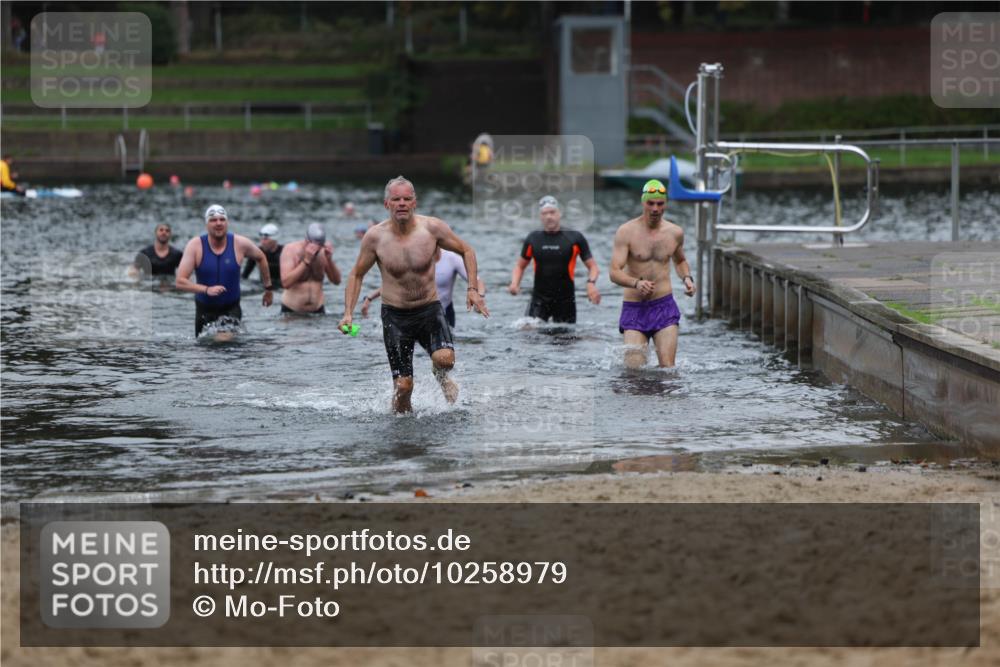 13.09.2026 - Stadtparktriathlon Mo-Foto http://msf.ph/oto/10258979 13.09.2026 11:55:11 Schwimmen 966, 1027, 1029, 1033 meine-sportfotos.de