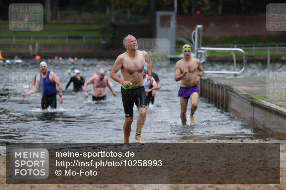 13.09.2026 - Stadtparktriathlon Mo-Foto http://msf.ph/oto/10258993 13.09.2026 11:55:14 Schwimmen 966, 1020, 1027, 1029, 1033, 1058 meine-sportfotos.de