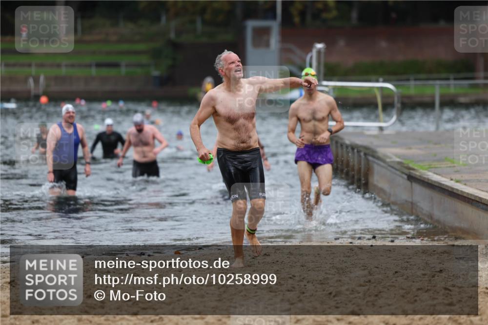 13.09.2026 - Stadtparktriathlon Mo-Foto http://msf.ph/oto/10258999 13.09.2026 11:55:14 Schwimmen 966, 1020, 1027, 1029, 1033, 1058 meine-sportfotos.de