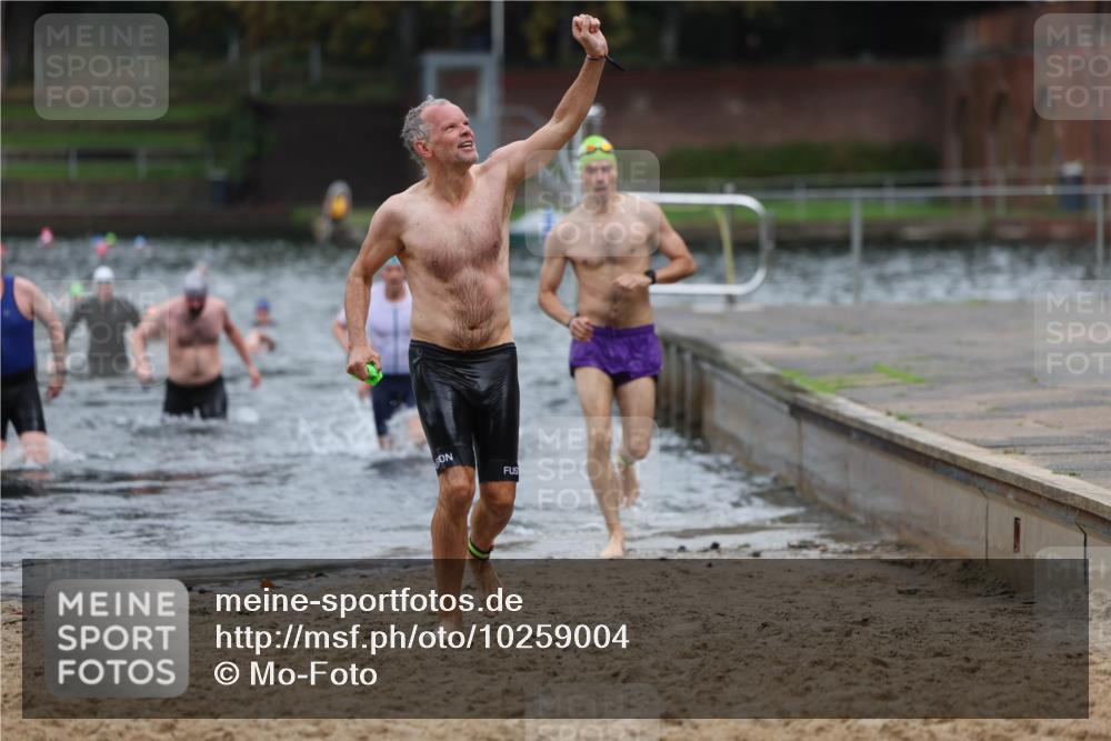 13.09.2026 - Stadtparktriathlon Mo-Foto http://msf.ph/oto/10259004 13.09.2026 11:55:15 Schwimmen 966, 1020, 1027, 1029, 1033, 1058 meine-sportfotos.de