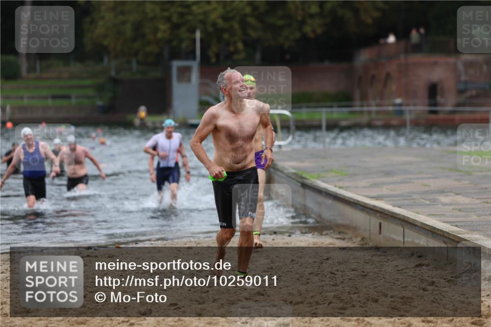 13.09.2026 - Stadtparktriathlon Mo-Foto http://msf.ph/oto/10259011 13.09.2026 11:55:16 Schwimmen 966, 1020, 1027, 1029, 1033, 1058 meine-sportfotos.de