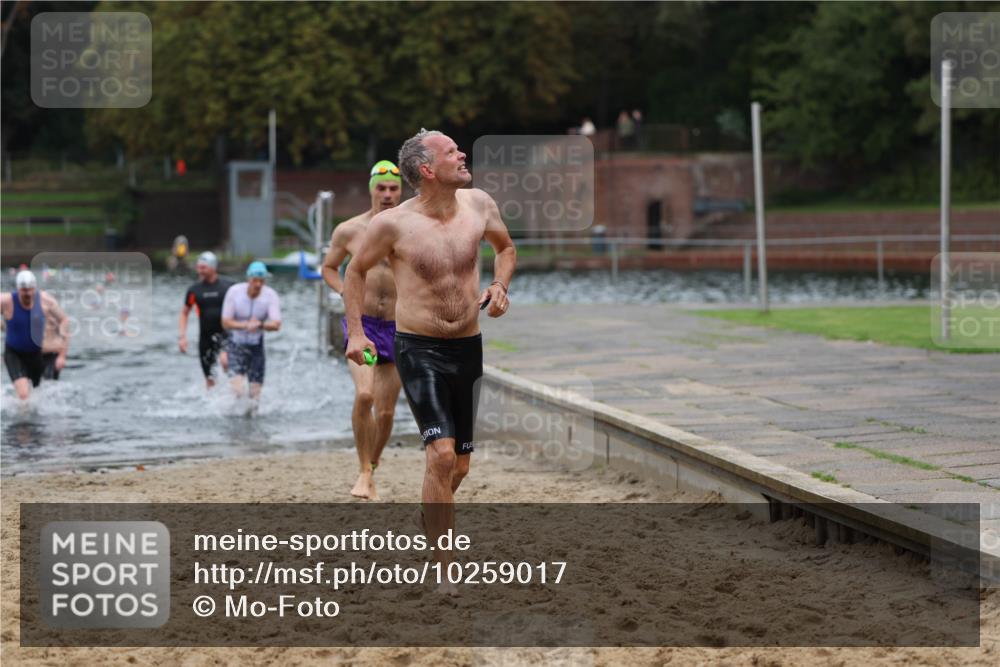 13.09.2026 - Stadtparktriathlon Mo-Foto http://msf.ph/oto/10259017 13.09.2026 11:55:17 Schwimmen 966, 1020, 1027, 1029, 1033, 1058 meine-sportfotos.de