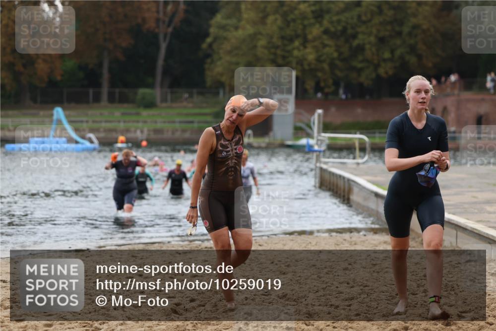 13.09.2026 - Stadtparktriathlon Mo-Foto http://msf.ph/oto/10259019 13.09.2026 11:15:18 Schwimmen 729, 758, 765, 803 meine-sportfotos.de