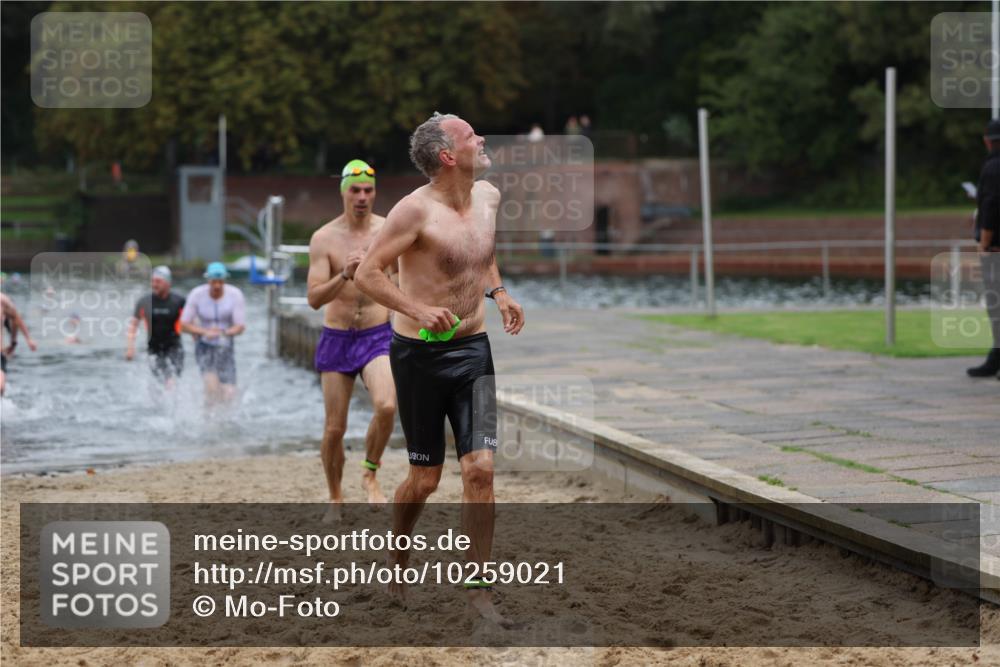 13.09.2026 - Stadtparktriathlon Mo-Foto http://msf.ph/oto/10259021 13.09.2026 11:55:17 Schwimmen 966, 1020, 1027, 1029, 1033, 1058 meine-sportfotos.de