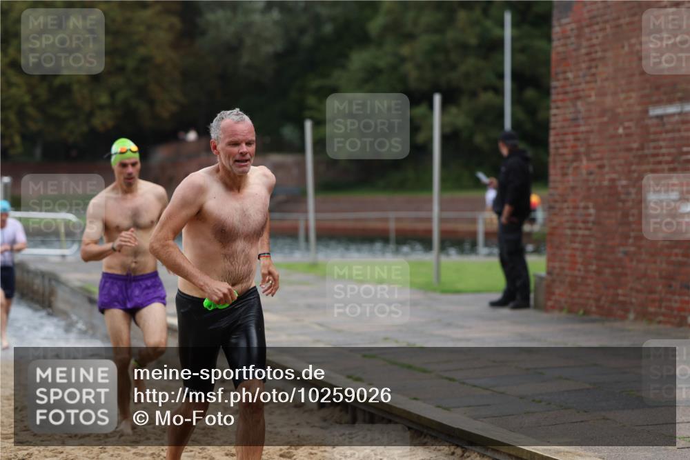 13.09.2026 - Stadtparktriathlon Mo-Foto http://msf.ph/oto/10259026 13.09.2026 11:55:18 Schwimmen 966, 1020, 1027, 1029, 1033, 1058 meine-sportfotos.de