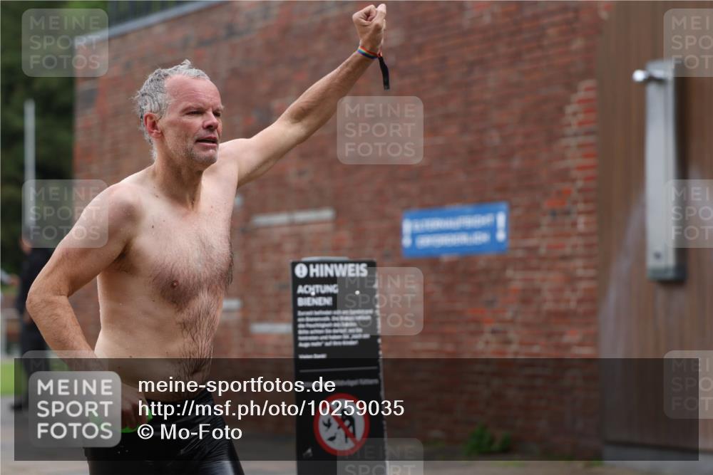 13.09.2026 - Stadtparktriathlon Mo-Foto http://msf.ph/oto/10259035 13.09.2026 11:55:19 Schwimmen 966, 1020, 1027, 1029, 1033, 1058 meine-sportfotos.de