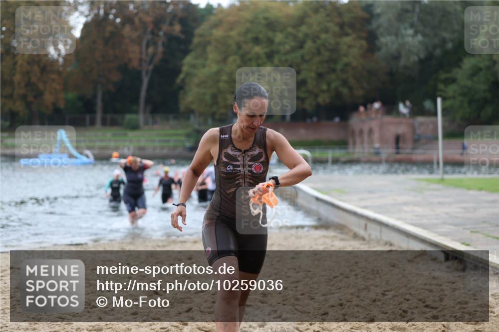 13.09.2026 - Stadtparktriathlon Mo-Foto http://msf.ph/oto/10259036 13.09.2026 11:15:21 Schwimmen 722, 729, 758, 765, 803 meine-sportfotos.de