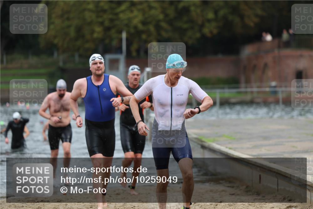 13.09.2026 - Stadtparktriathlon Mo-Foto http://msf.ph/oto/10259049 13.09.2026 11:55:22 Schwimmen 966, 979, 1020, 1027, 1029, 1033, 1058 meine-sportfotos.de