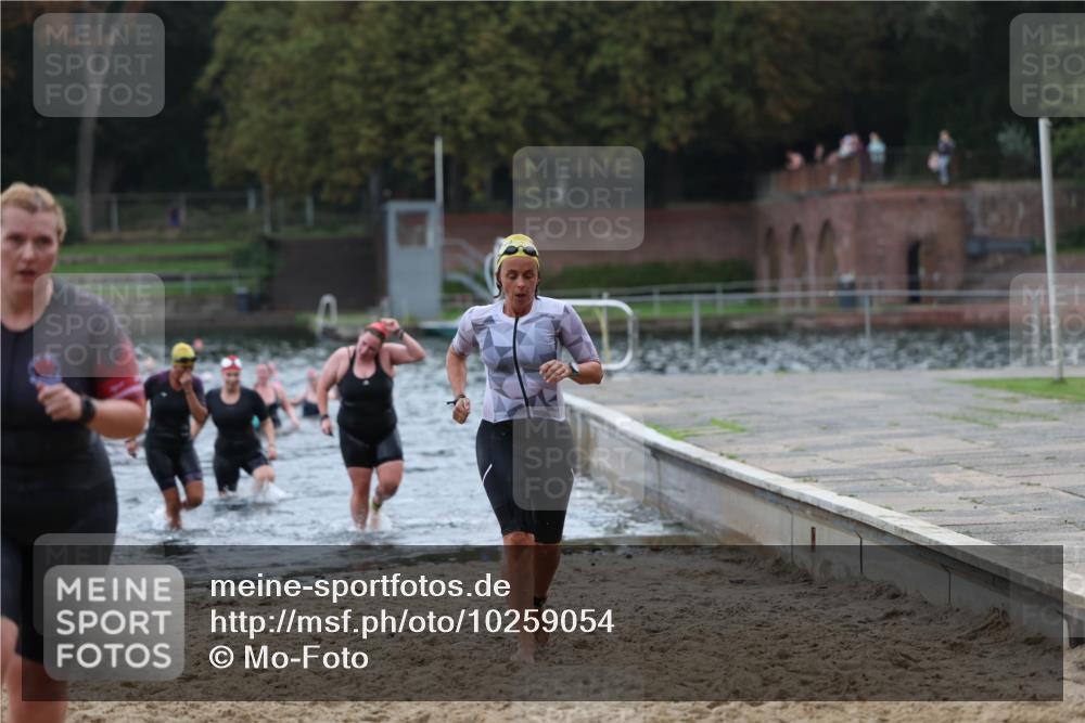 13.09.2026 - Stadtparktriathlon Mo-Foto http://msf.ph/oto/10259054 13.09.2026 11:15:27 Schwimmen 715, 722, 743, 758, 779, 803 meine-sportfotos.de