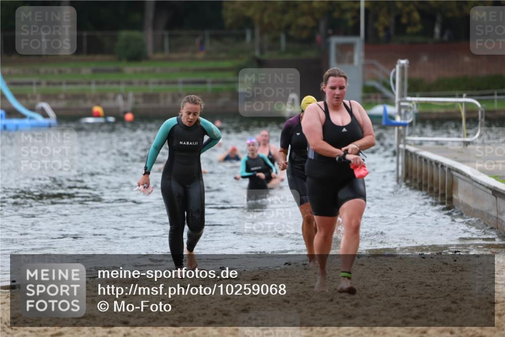 13.09.2026 - Stadtparktriathlon Mo-Foto http://msf.ph/oto/10259068 13.09.2026 11:15:30 Schwimmen 715, 722, 743, 758, 779, 803 meine-sportfotos.de