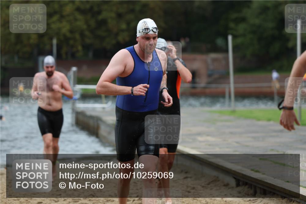 13.09.2026 - Stadtparktriathlon Mo-Foto http://msf.ph/oto/10259069 13.09.2026 11:55:25 Schwimmen 950, 966, 979, 1020, 1033, 1058 meine-sportfotos.de