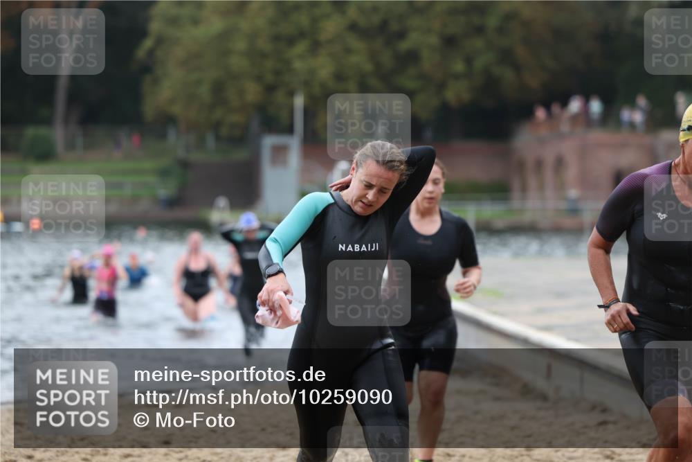 13.09.2026 - Stadtparktriathlon Mo-Foto http://msf.ph/oto/10259090 13.09.2026 11:15:36 Schwimmen 715, 722, 739, 743, 779, 794, 802 meine-sportfotos.de