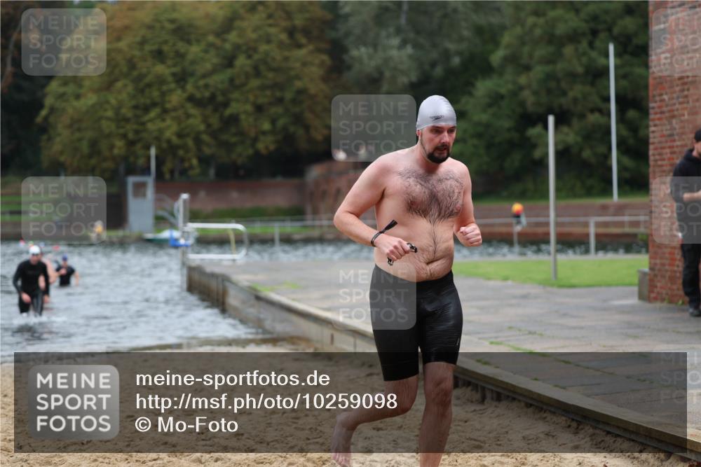 13.09.2026 - Stadtparktriathlon Mo-Foto http://msf.ph/oto/10259098 13.09.2026 11:55:28 Schwimmen 950, 966, 979, 1020, 1033, 1039, 1058 meine-sportfotos.de