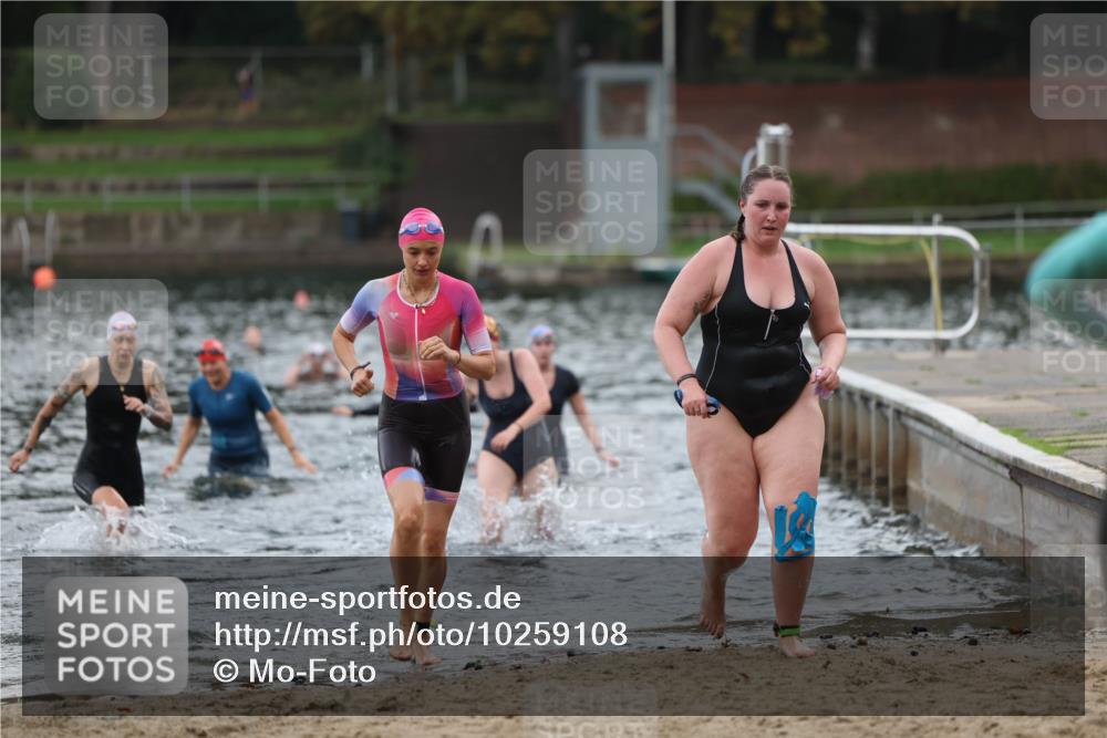 13.09.2026 - Stadtparktriathlon Mo-Foto http://msf.ph/oto/10259108 13.09.2026 11:15:43 Schwimmen 712, 739, 763, 794, 802, 816 meine-sportfotos.de