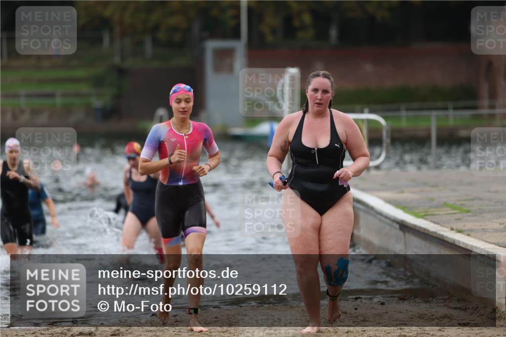 13.09.2026 - Stadtparktriathlon Mo-Foto http://msf.ph/oto/10259112 13.09.2026 11:15:44 Schwimmen 712, 739, 763, 794, 795, 802, 816 meine-sportfotos.de