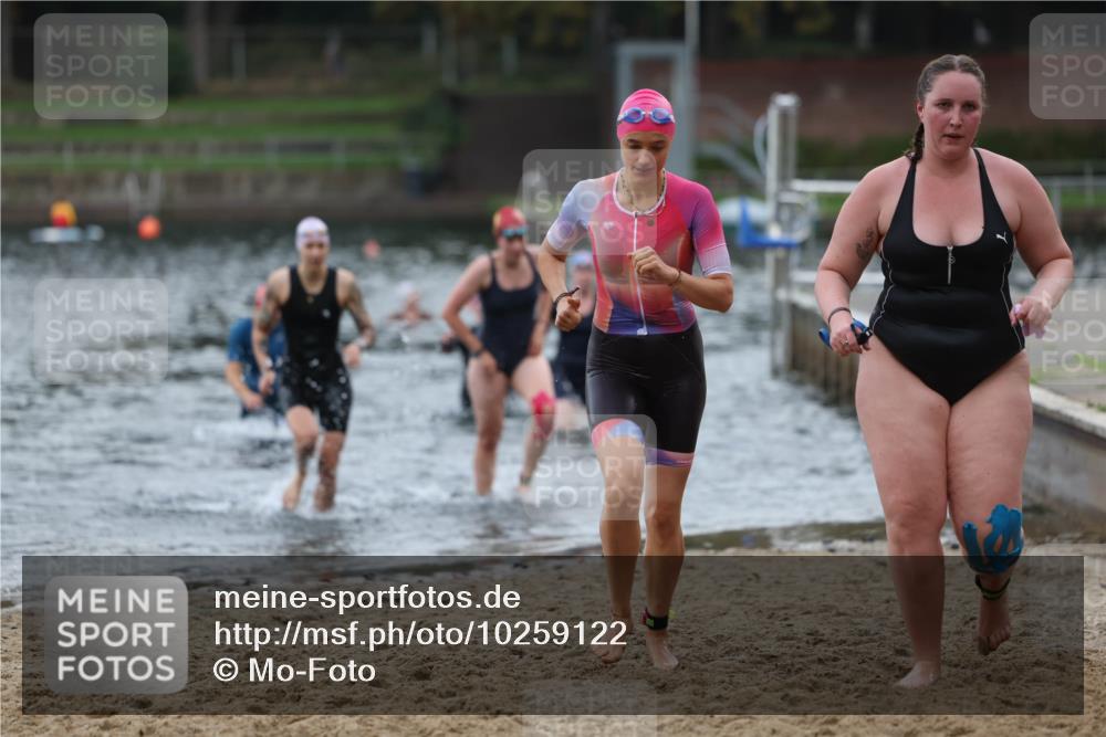 13.09.2026 - Stadtparktriathlon Mo-Foto http://msf.ph/oto/10259122 13.09.2026 11:15:46 Schwimmen 712, 739, 763, 794, 795, 802, 816, 819 meine-sportfotos.de