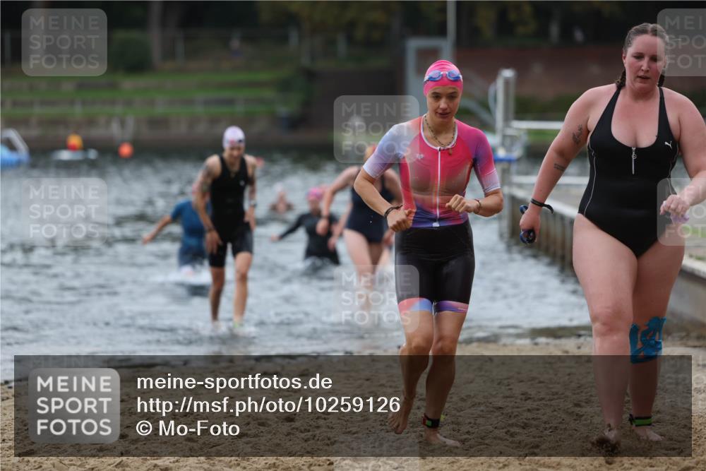 13.09.2026 - Stadtparktriathlon Mo-Foto http://msf.ph/oto/10259126 13.09.2026 11:15:47 Schwimmen 712, 739, 763, 794, 795, 802, 816, 819 meine-sportfotos.de
