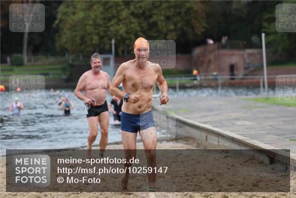 13.09.2026 - Stadtparktriathlon Mo-Foto http://msf.ph/oto/10259147 13.09.2026 11:55:40 Schwimmen 950, 979, 1004, 1039, 1052 meine-sportfotos.de