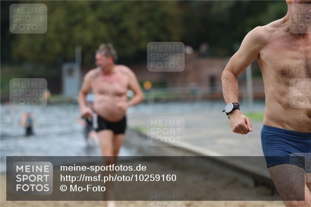 13.09.2026 - Stadtparktriathlon Mo-Foto http://msf.ph/oto/10259160 13.09.2026 11:55:41 Schwimmen 950, 1004, 1039, 1052 meine-sportfotos.de