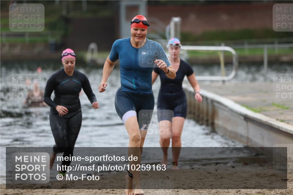 13.09.2026 - Stadtparktriathlon Mo-Foto http://msf.ph/oto/10259163 13.09.2026 11:15:55 Schwimmen 712, 763, 795, 816, 819 meine-sportfotos.de