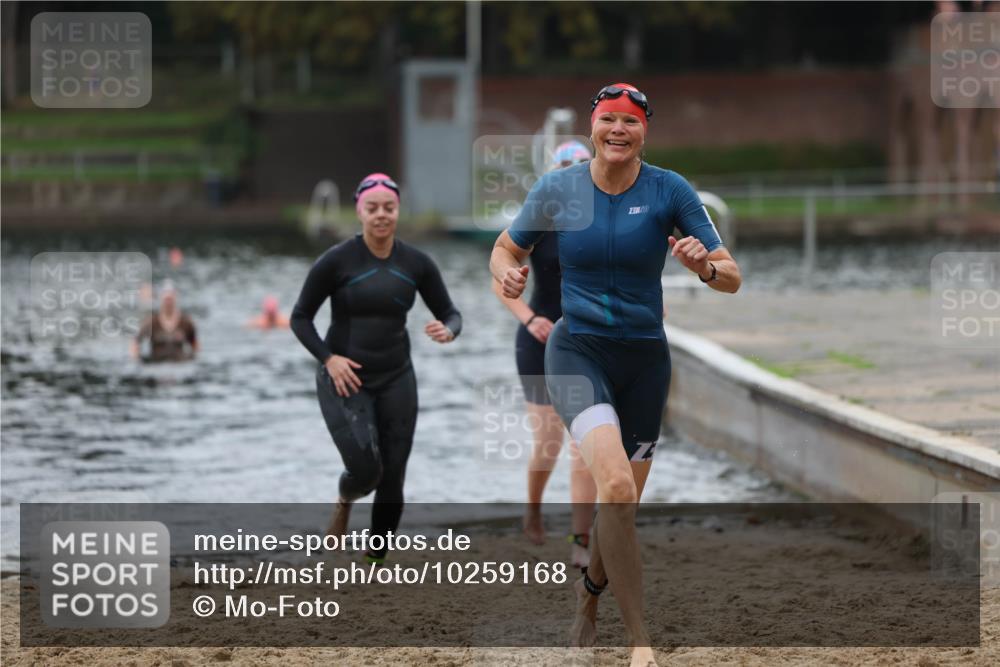 13.09.2026 - Stadtparktriathlon Mo-Foto http://msf.ph/oto/10259168 13.09.2026 11:15:55 Schwimmen 712, 763, 795, 816, 819 meine-sportfotos.de