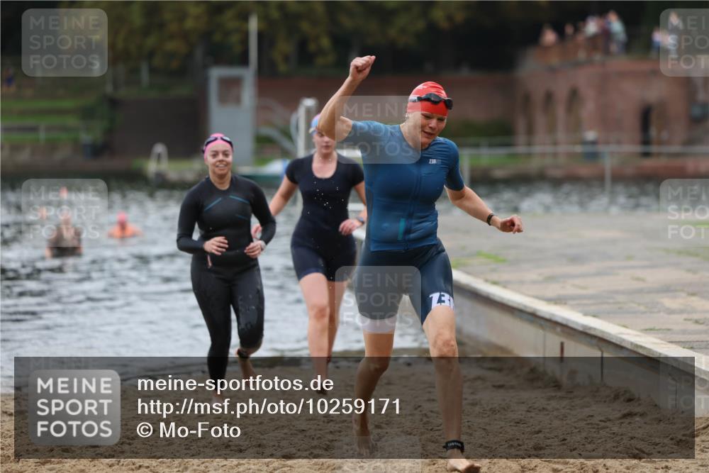 13.09.2026 - Stadtparktriathlon Mo-Foto http://msf.ph/oto/10259171 13.09.2026 11:15:56 Schwimmen 712, 763, 795, 816, 819 meine-sportfotos.de